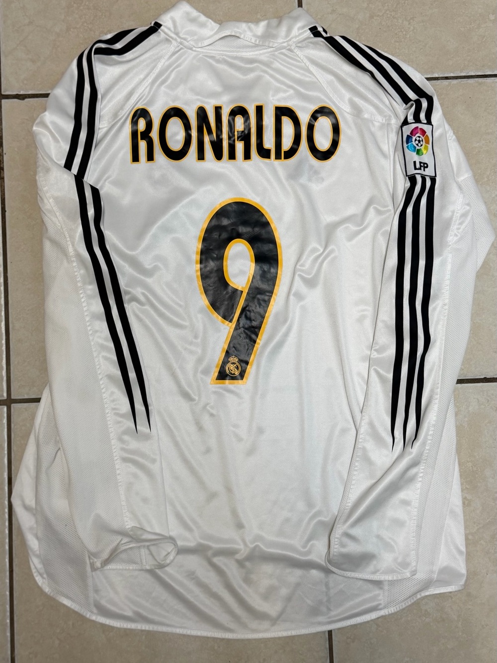 2004-05 Real Madrid Ronaldo Home Adidas Long Sleeve Jersey